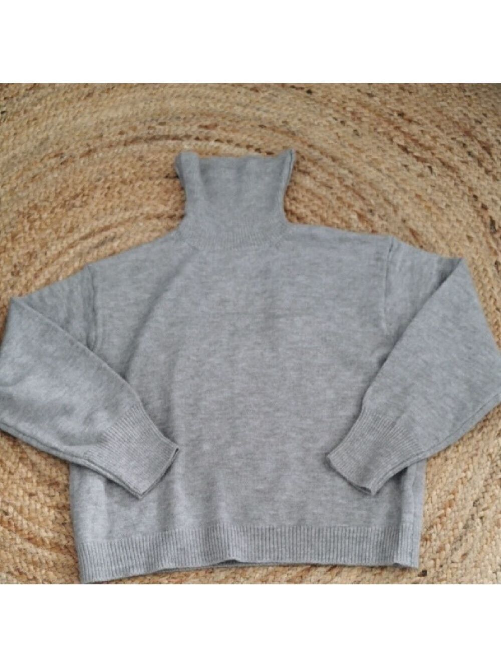 Petal & Pup Cozy Grey Slouchy Boxy Cropped With Deep V Plunge Back. Size Small